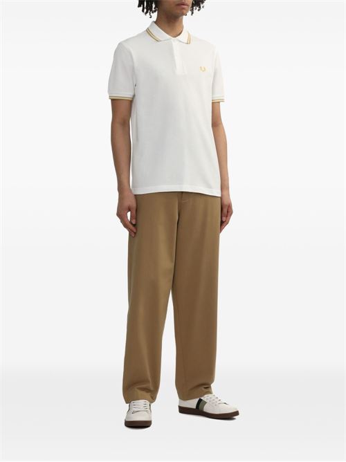 Polo manica corta con doppio bordino e logo ricamato FRED PERRY | M3600Y53